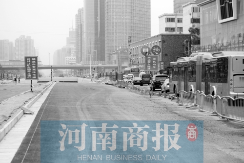 郑州紫荆山路下穿陇海路隧道 今天6点开通试运行